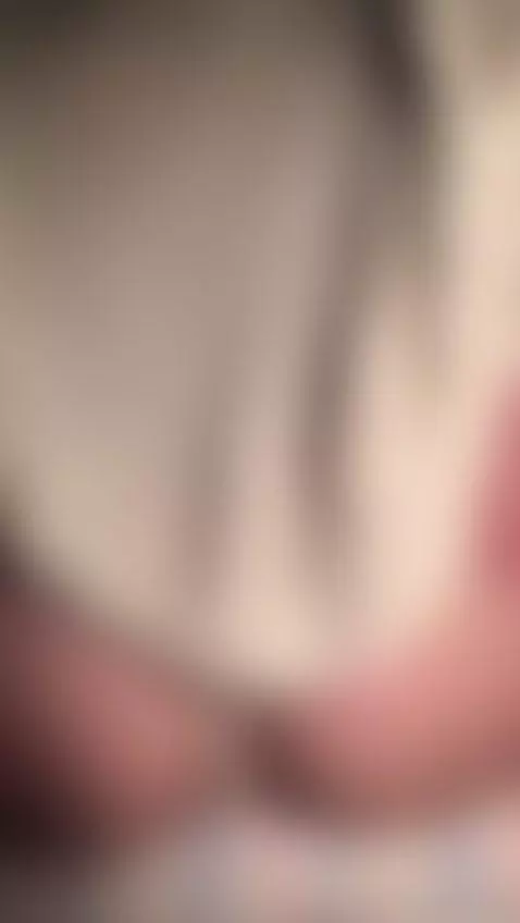 Do you wanna eat my younng ass? by lunadavies0