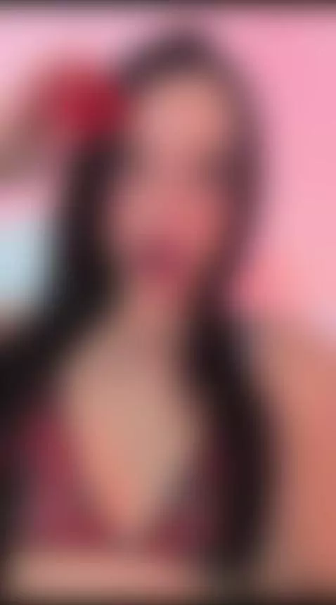 A touch, a whisper, a pleasure... Online now by miiaamonroe