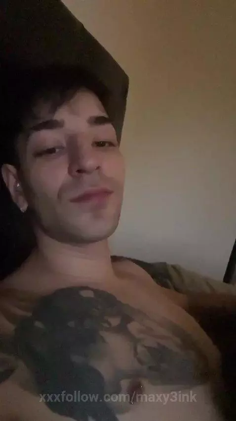 hermosa mañana verdad?😝 by maxy3ink