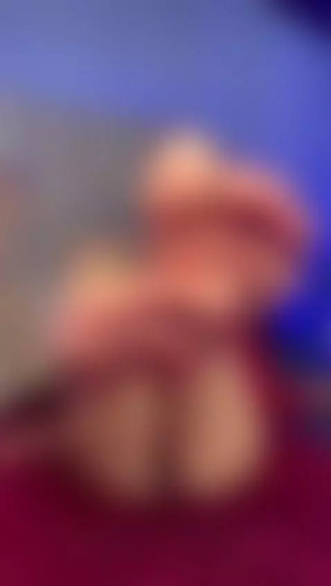 Suck my feet delicious.😏😈 by karolrojas