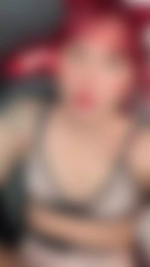 hi im online🥰 by sofia218