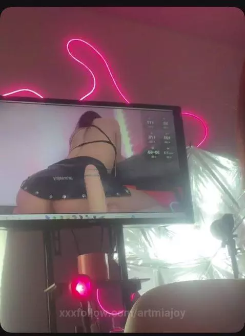 My suscription is FREE IN OF  only for the 10 next followers... by artmiajoy