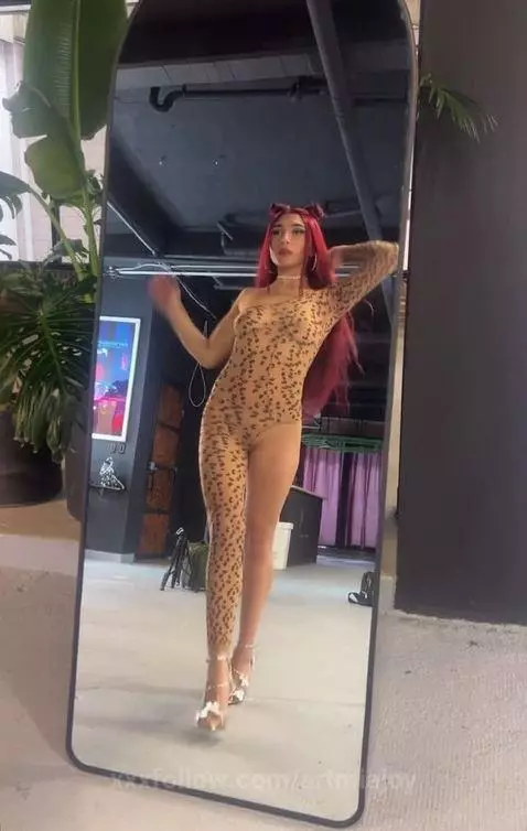 skynny, online, petitegirl by artmiajoy