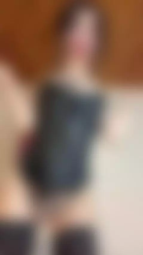 Heyyy!

My suscription of my OF is FREE!!!
Check the link of... by roseelinedior