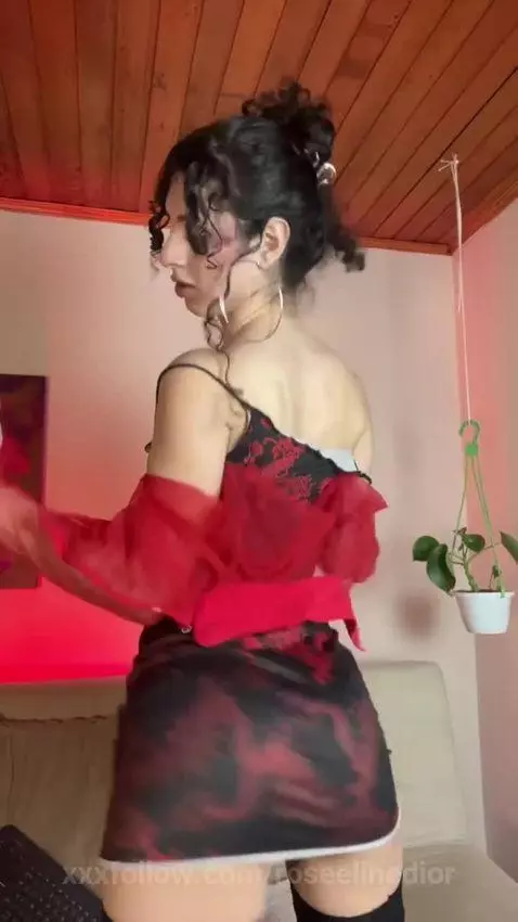 Heyyy!

My suscription of my OF is FREE!!!
Check the link of... by roseelinedior