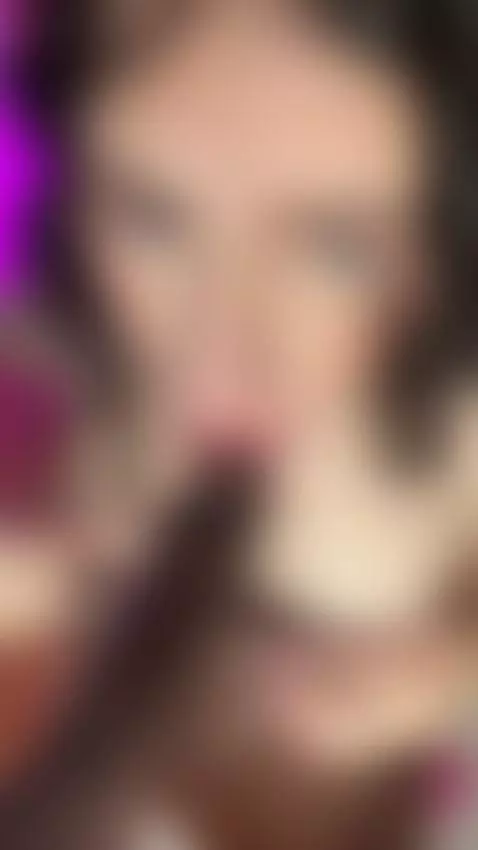 Hey my Suscription Of my OnlyFans is FREE 🔥🔥
Click in my des... by roseelinedior