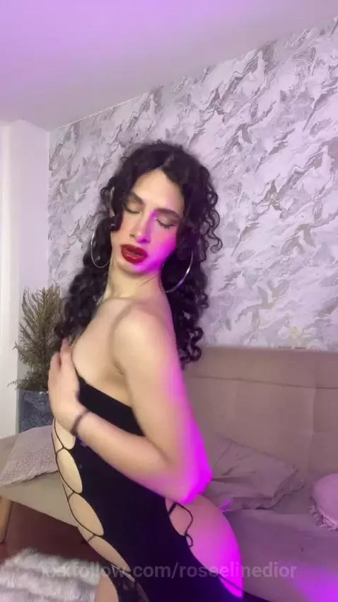 ready for fun! comehere! my peach wait you!
Online !📷 #trans... by roseelinedior