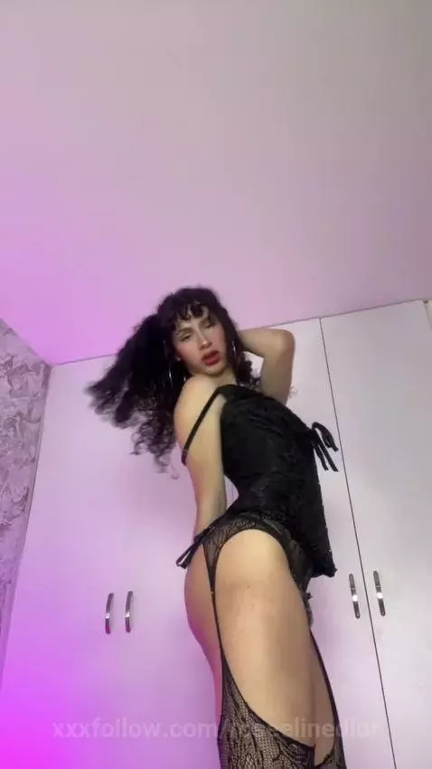 Online baby and ready for fun!
New content  in my OF ❤️ 
#ch... by roseelinedior