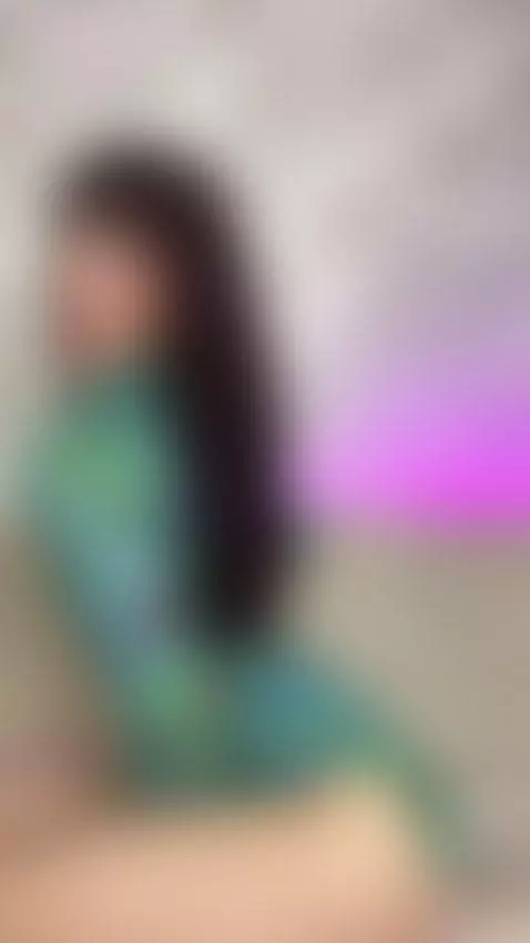 Online 📷 link in my bio! make me company today  #latina #mod... by roseelinedior