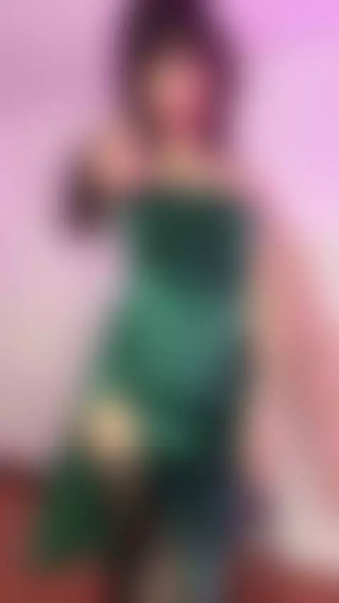 😈 Dirty talk vibes
I moan for real… and I love being watched... by roseelinedior