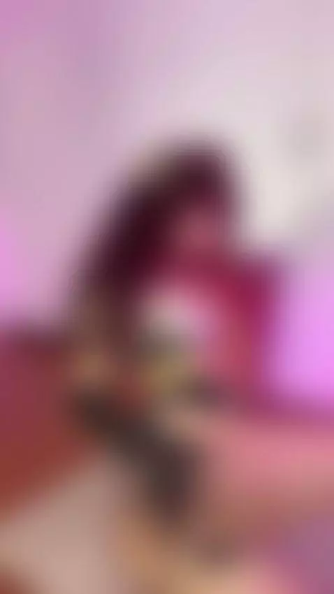 😈 Dirty talk vibes
I moan for real… and I love being watched... by roseelinedior