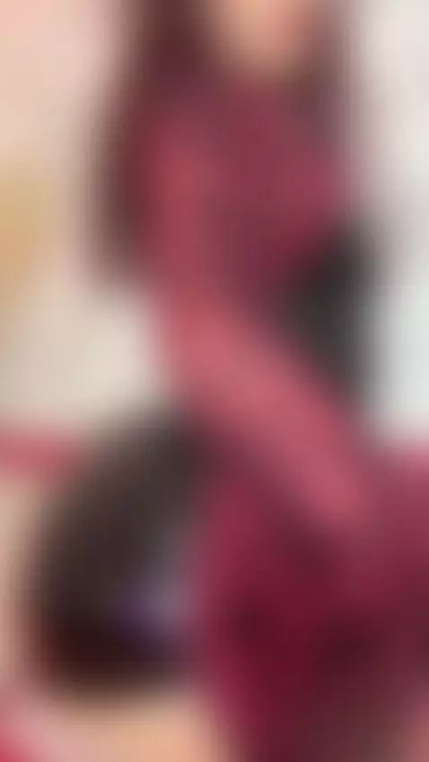 So im my profile i have my link of my OF , my suscription is... by roseelinedior