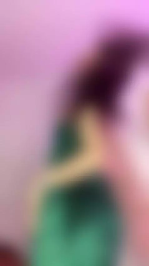 Your new favorite obsession is already naked… come see 😈💻
On... by roseelinedior