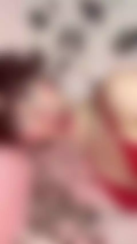 Today I feel very hot by roseelinedior