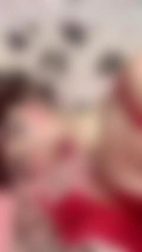 Today I feel very hot by roseelinedior