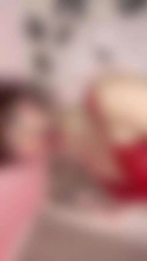 Today I feel very hot by roseelinedior