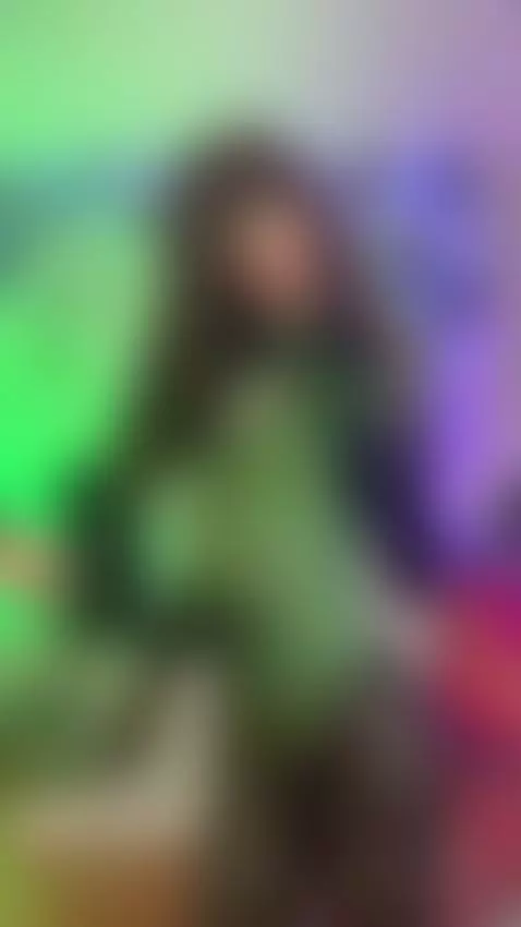 You’re just one message away from seeing everything 📩💋
ONLYF... by roseelinedior