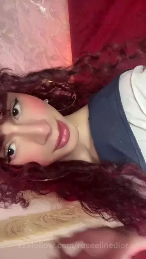 I bend over for one reason… to make you lose control 🔥👀

Onl... by roseelinedior