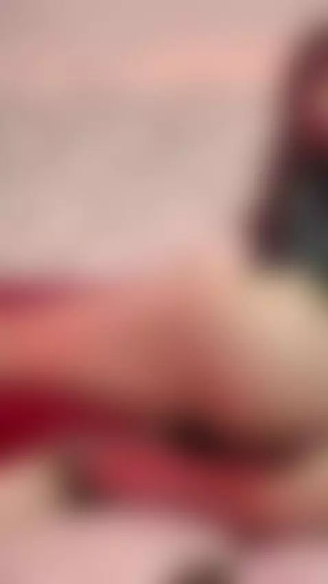 I make eye contact and fantasies start forming 👀💭

Online li... by roseelinedior