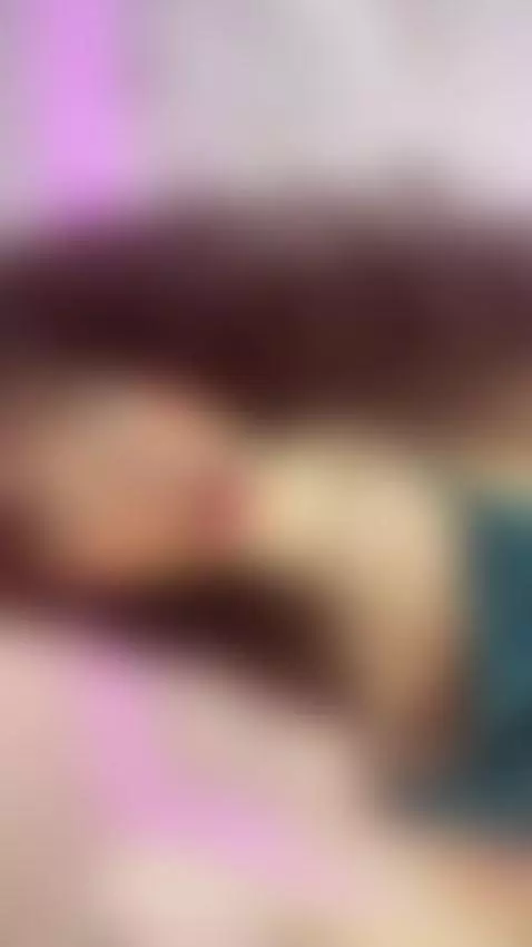 Thick thighs, wet lips, and no shame 😈👅 by roseelinedior