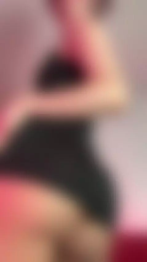 love the way I look when I’m focused on my pleasure. 🫦🧘‍♀️ by roseelinedior