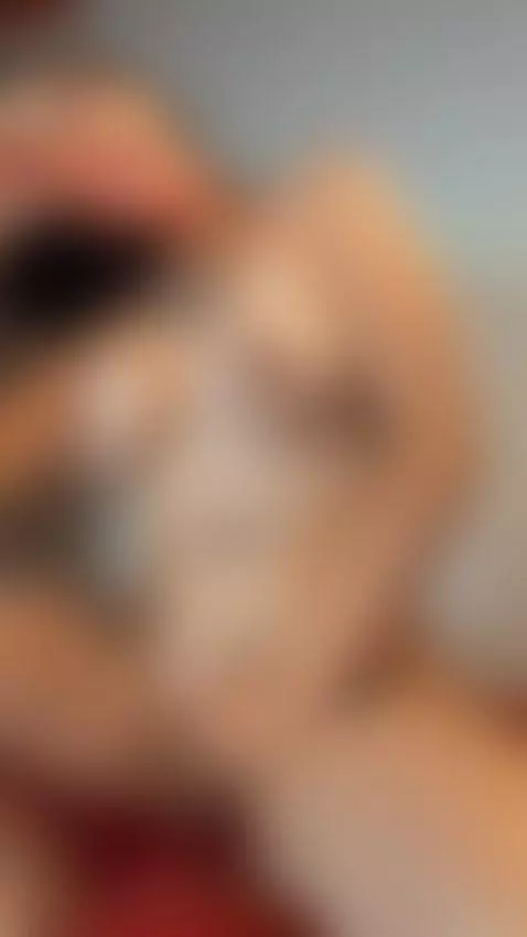 🎁👇🏻🥵📲 by florenxia