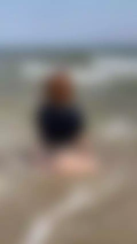 💕Big ass is always good on the beach😻 by liisamoon