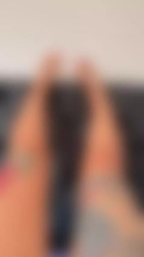 fingering pussy and feet fetish by jhoanitacatph