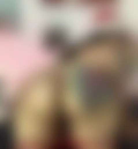 Bouncing my ass at Christmas by jhoanitacatph