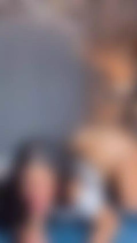 Come and play with me by amaiahot43