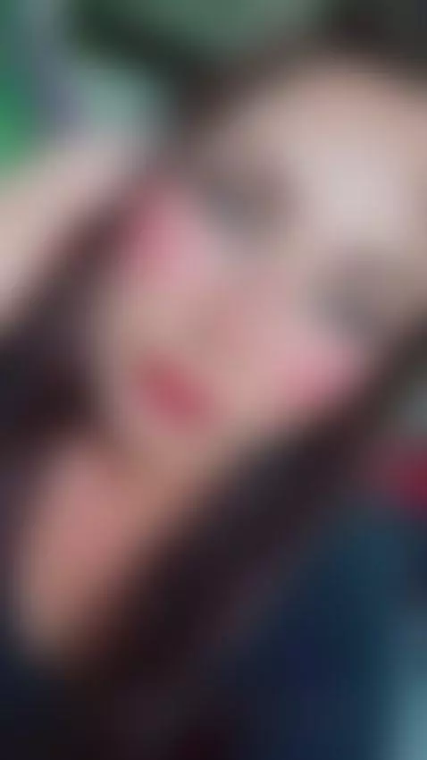 im online😘 come here by kenzafadel