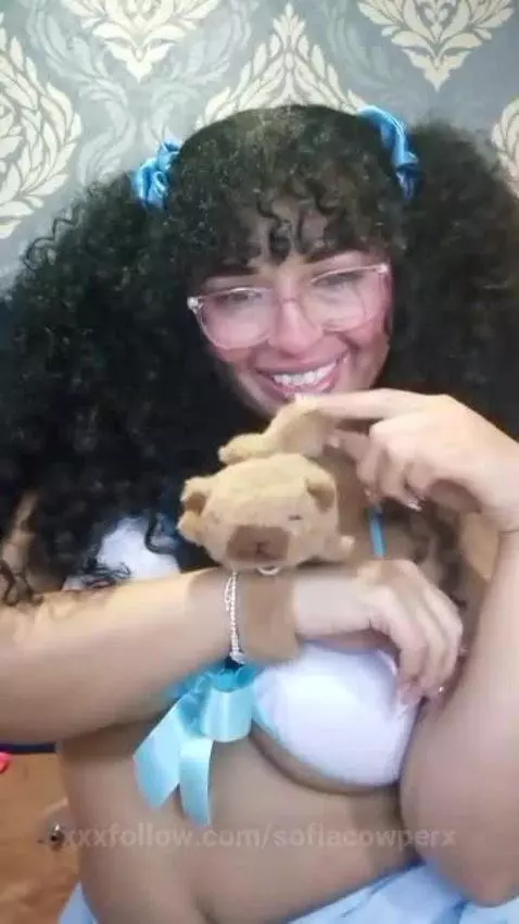 Hi ♥ by sofiacowperx