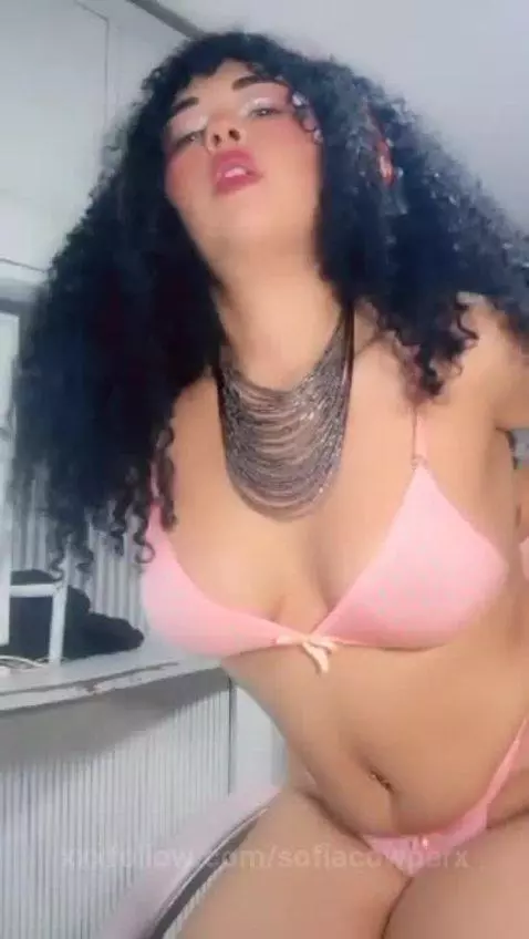 suck my boobs by sofiacowperx