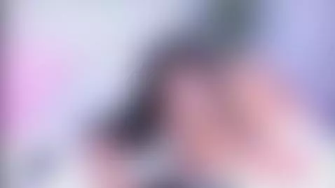 I'm live on cam 📷 right now! Join me by avymilton