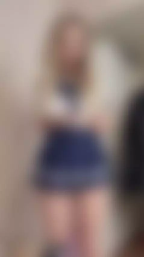 Describe my petite body in one word by sofyuwu