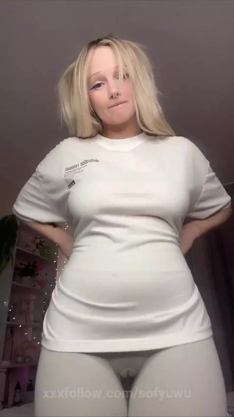 Are you into that shape? by sofyuwu