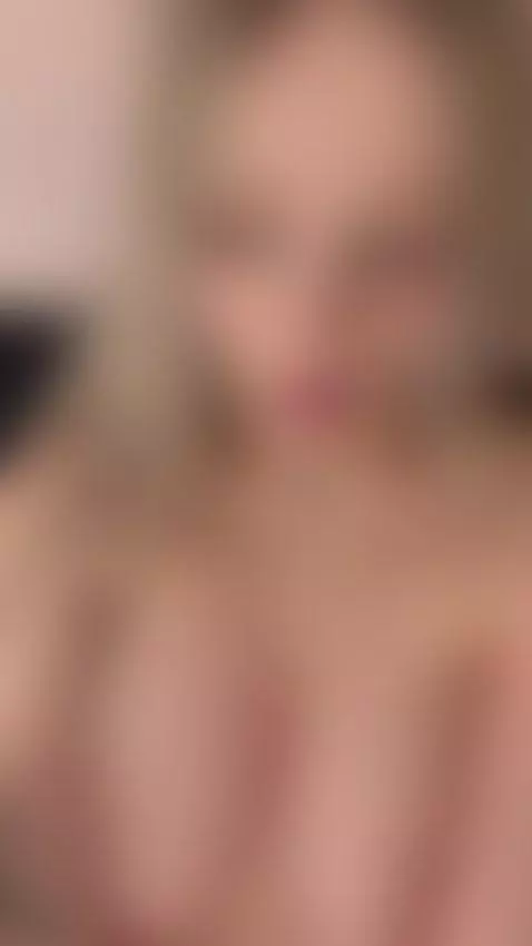 Getting wet💦 by sofyuwu