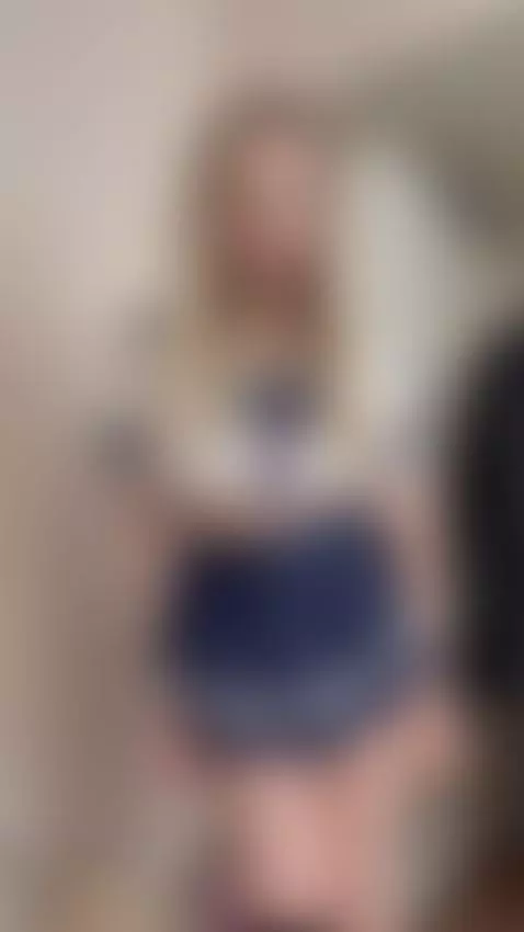 Naughty girl💫 by sofyuwu