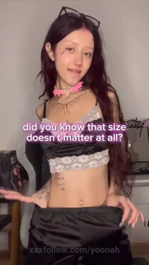 This doll's attempt to make u hard by yoonah