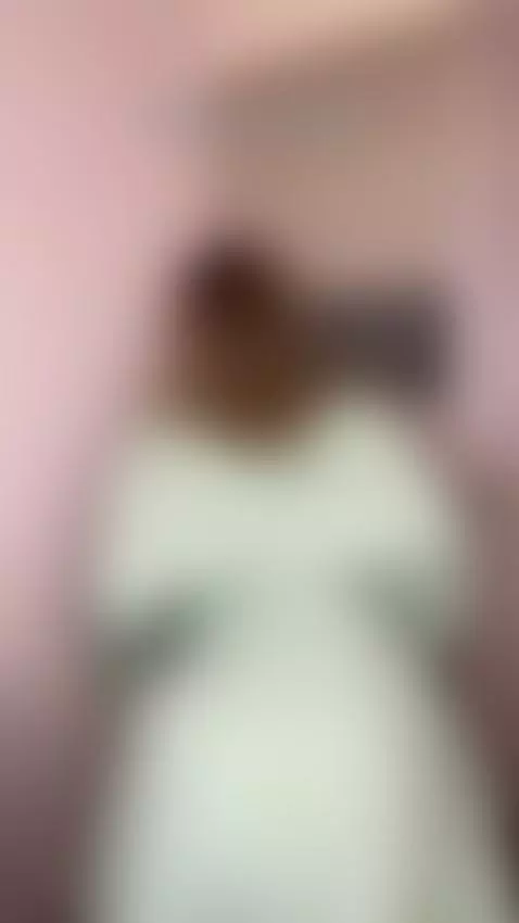 him: i like curvy girls by posyaflowercake