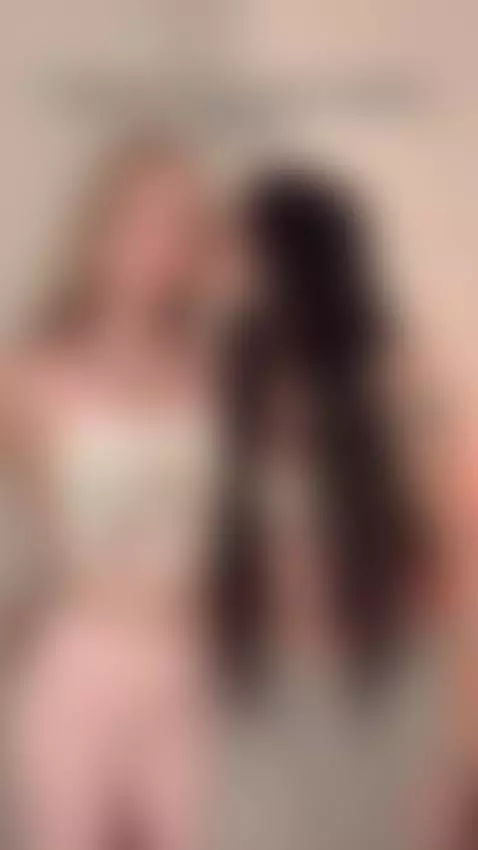 smile if you want another bestie by raynagirl