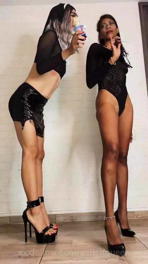 Plating with my friend and our tiny human. @allissonpearson by sofielfqueen