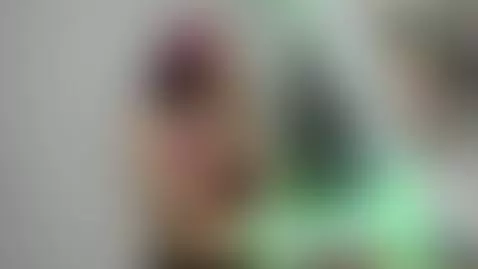 youwould like to fuck me? check link on bio by sofielfqueen