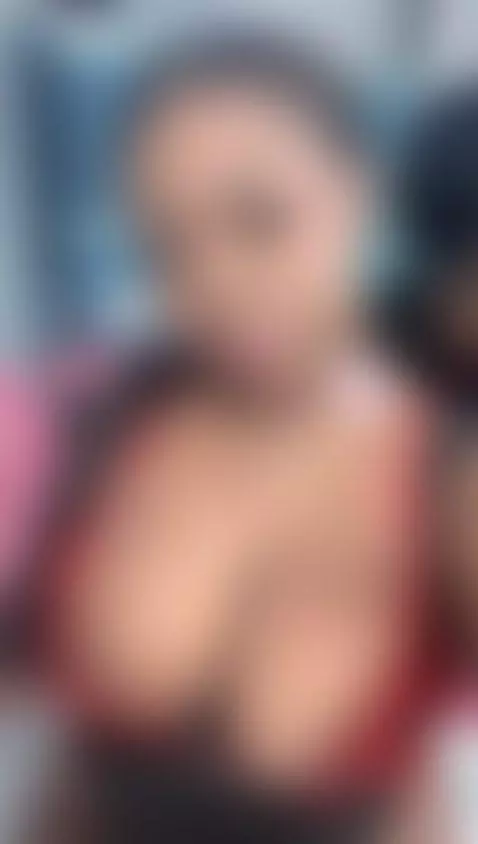 This Bombon wants to be fucked today until you come to jets ... by mia-alvares