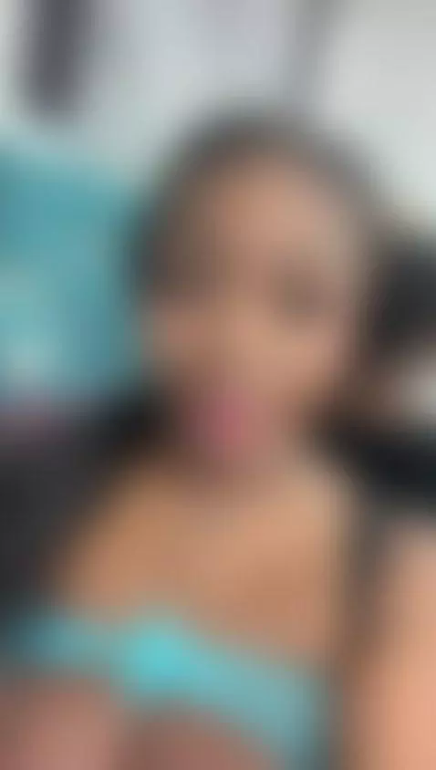 Come and show you what this bad girl knows how to do or will... by mia-alvares