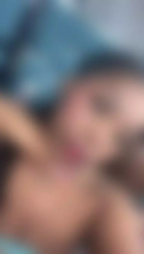 There are looks that dress... and others that undress. by mia-alvares