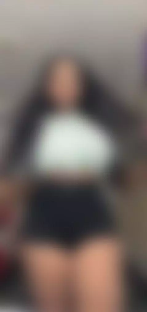 I'm here, quite bored. I wish you were here to play with me ... by mia-alvares