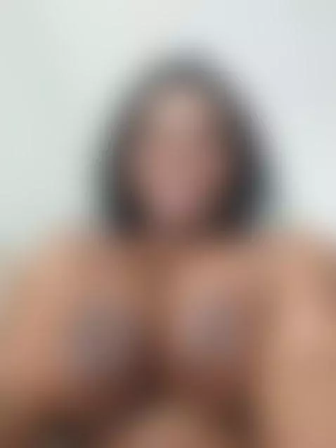 big bounces with my tits! 🥵 by mia-alvares