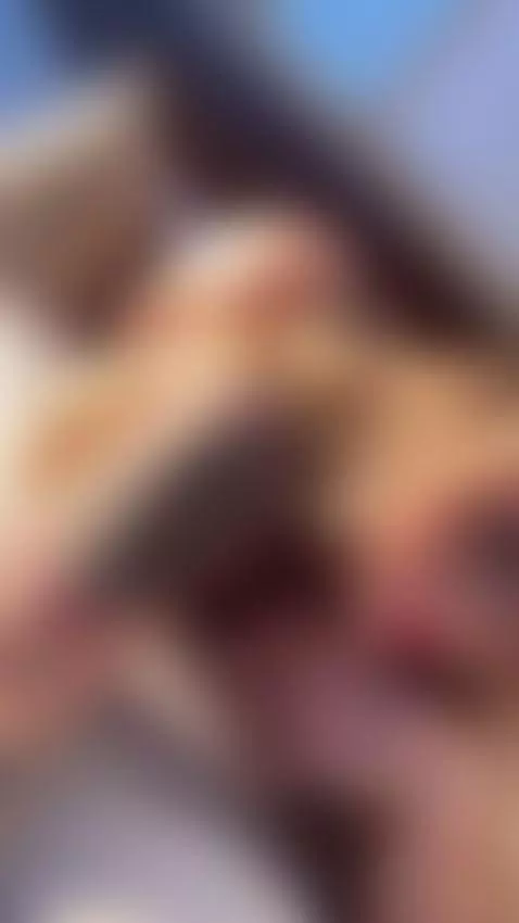 I have a place for your face baby by laosorio