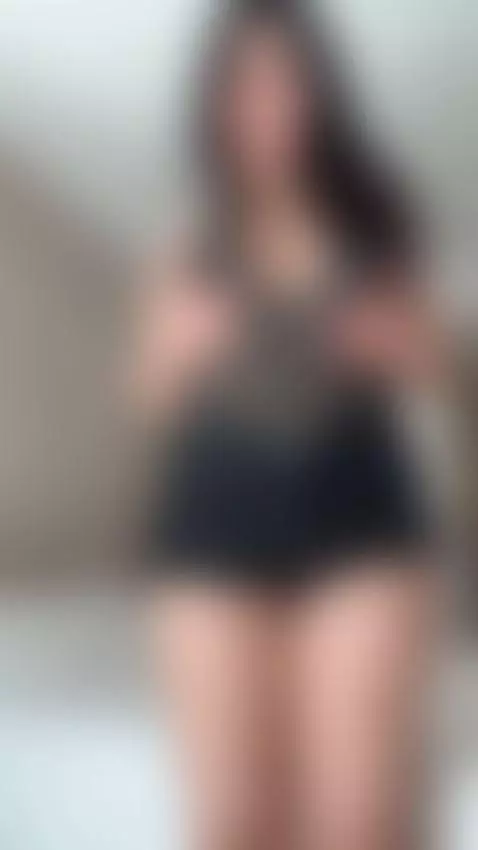 Asian hottie is here by rennakamura